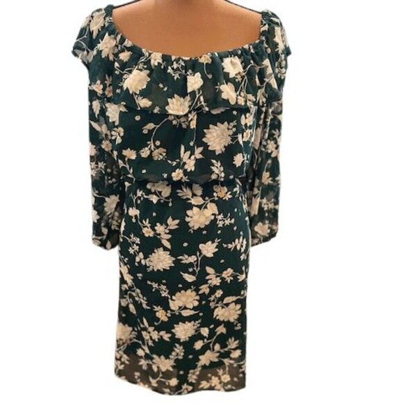 torrid Dresses & Skirts - Torrid Scoop Neck Floral Midi Dress with Cinched Waist in Green – Size 3X – NWOT